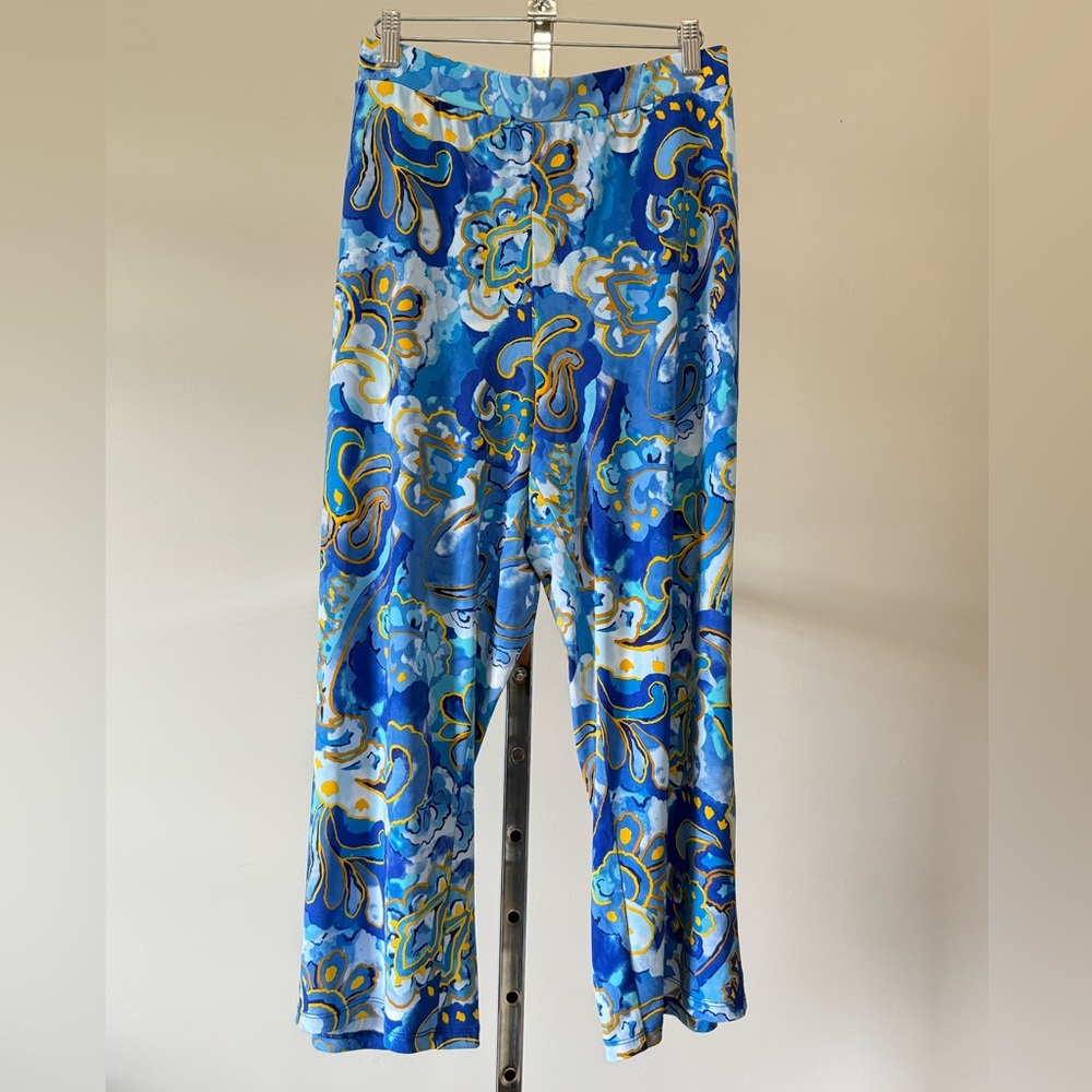 Susan Graver Regular Printed Liquid Knit Pull-On Crop Pants  Blue Abstract. 1X